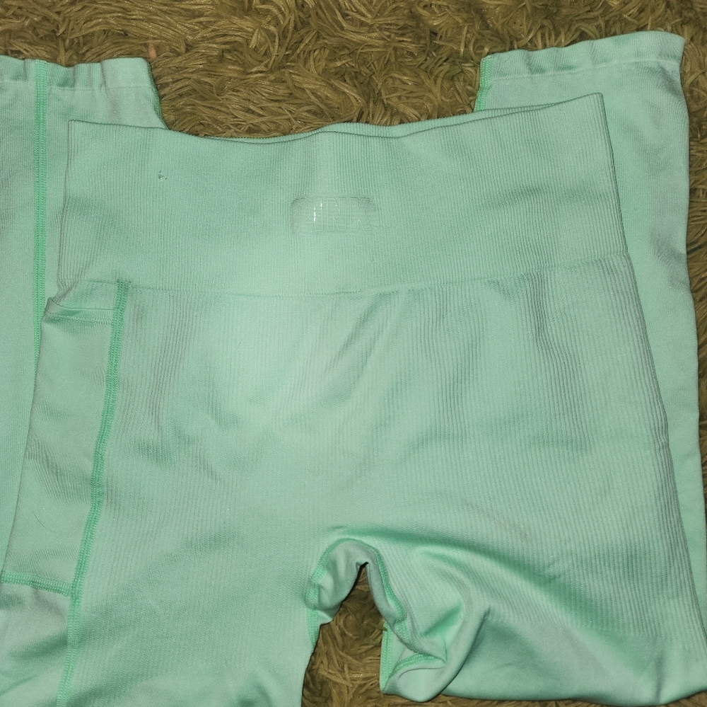 Pink by Victoria Secret Cool & Comfy Leggings